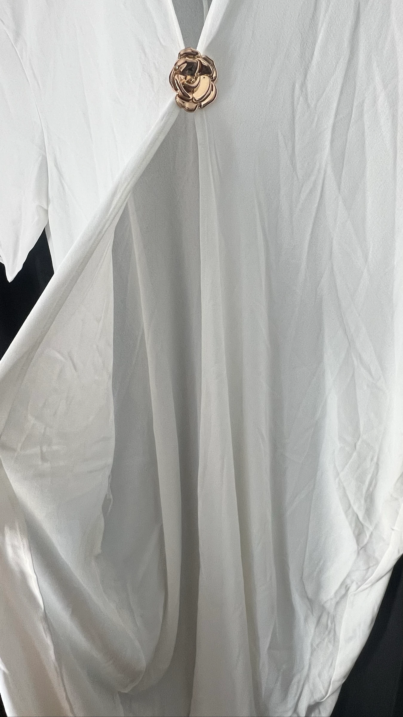 Ensemble élégant blanc en 2 pièces . – photo 4